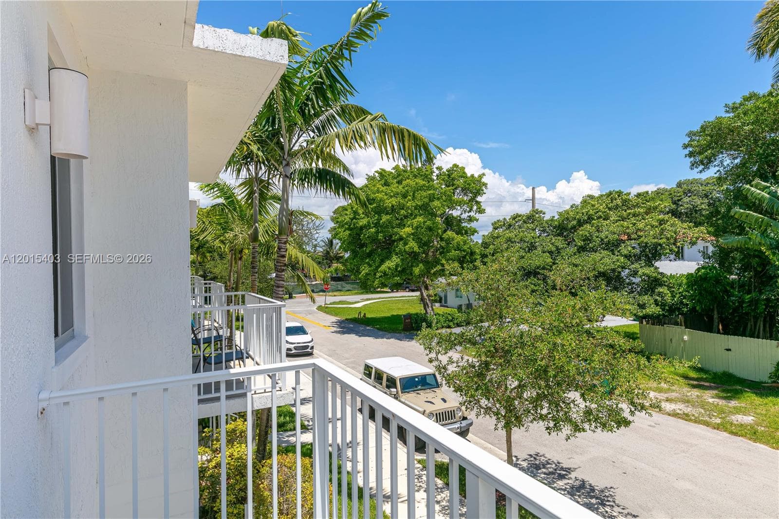 2610 NE 213th St # 103, Miami FL 33180 — 24