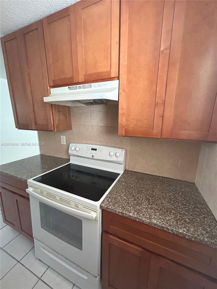 5814 NE 4th Ct # 3, Miami FL 33137 — 13