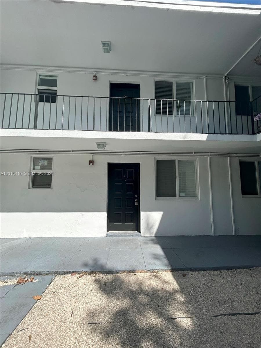 5814 NE 4th Ct # 3, Miami FL 33137 — 17
