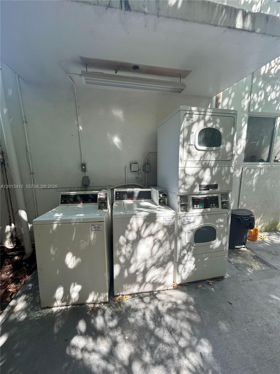5814 NE 4th Ct # 3, Miami FL 33137 — 22