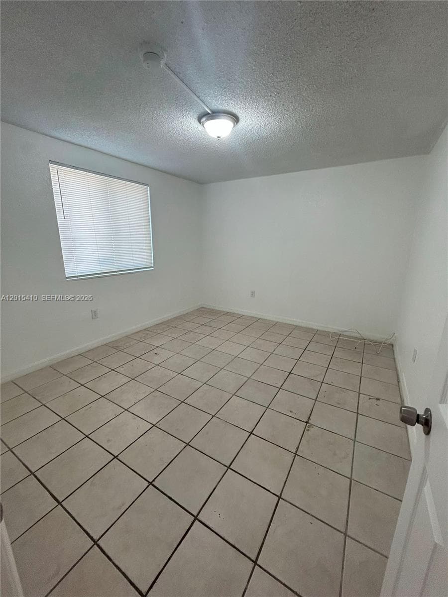 5814 NE 4th Ct # 3, Miami FL 33137 — 10