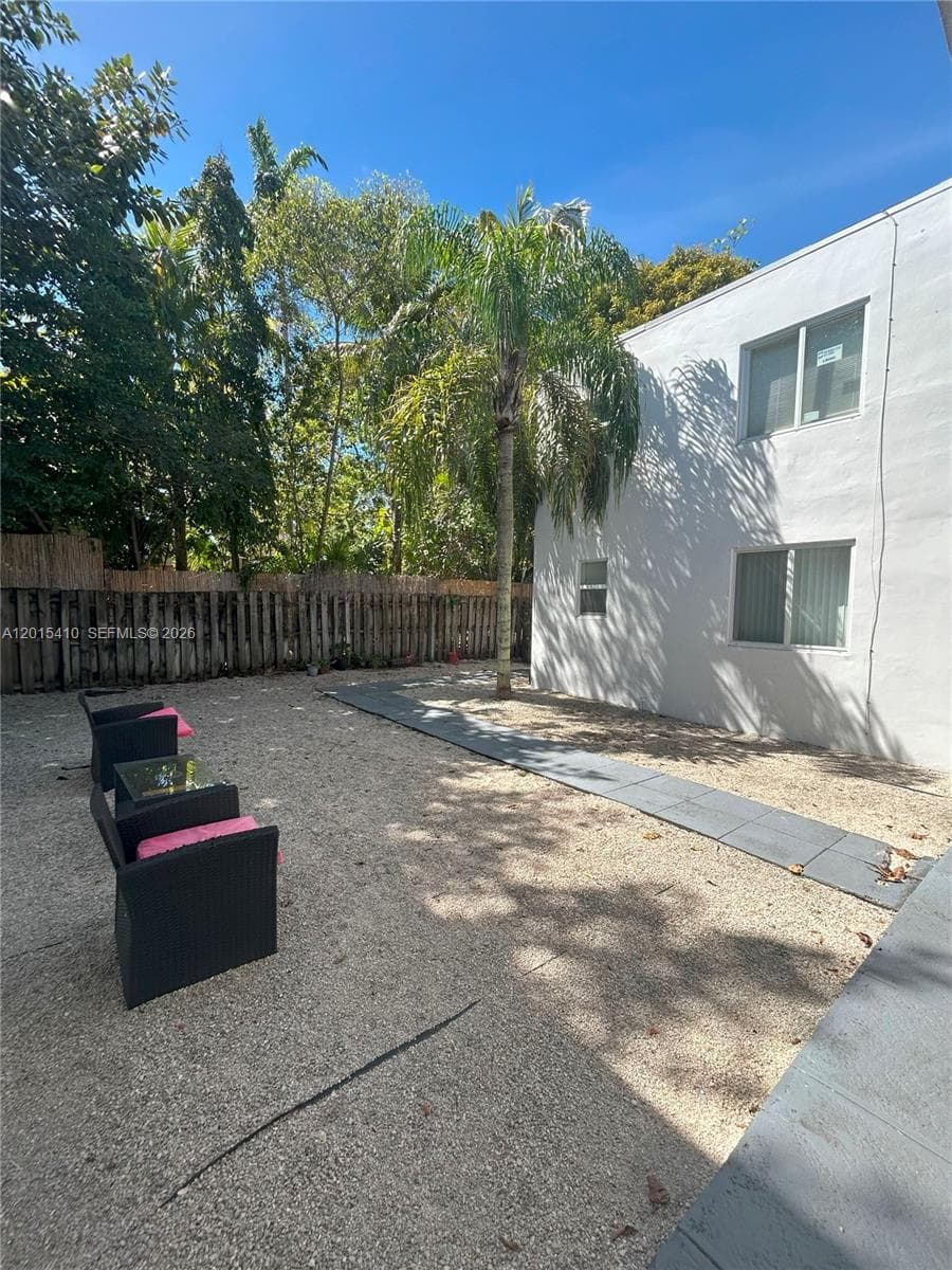 5814 NE 4th Ct # 3, Miami FL 33137 — 19