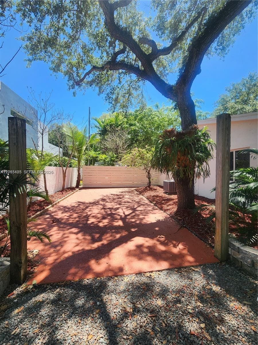 16575 Old Cutler Rd # 16575, Palmetto Bay FL 33157 — 26