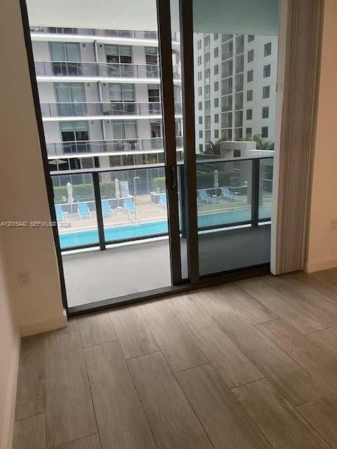 45 SW 9th St # 1007, Miami FL 33130 — 5