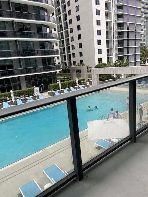 45 SW 9th St # 1007, Miami FL 33130 — 10