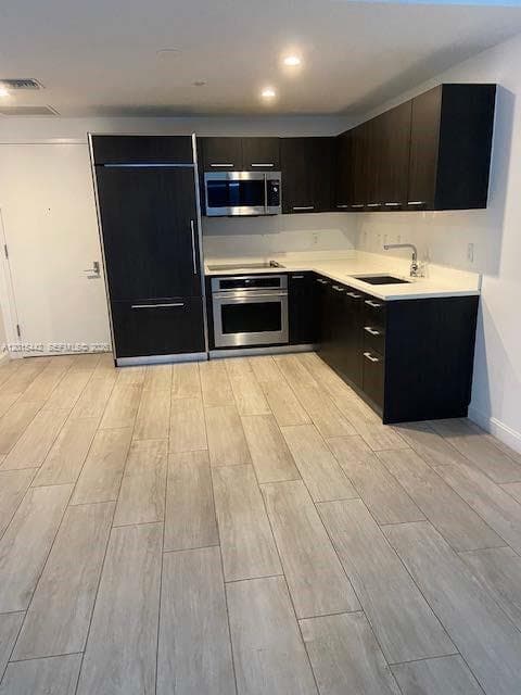 45 SW 9th St # 1007, Miami FL 33130 — 14