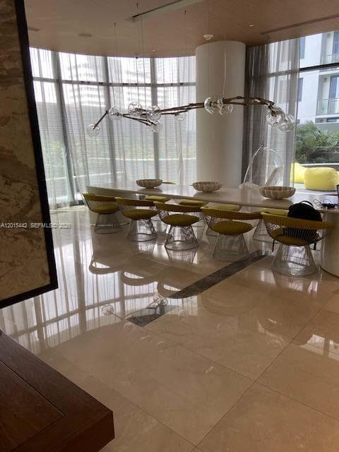 45 SW 9th St # 1007, Miami FL 33130 — 55