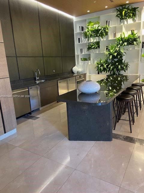 45 SW 9th St # 1007, Miami FL 33130 — 58
