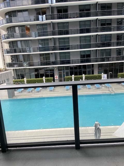 45 SW 9th St # 1007, Miami FL 33130 — 11