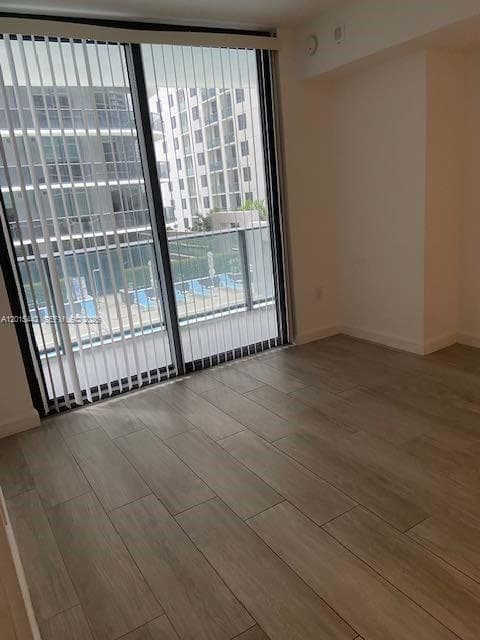 45 SW 9th St # 1007, Miami FL 33130 — 19