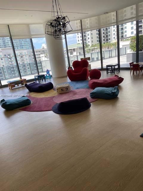 45 SW 9th St # 1007, Miami FL 33130 — 39