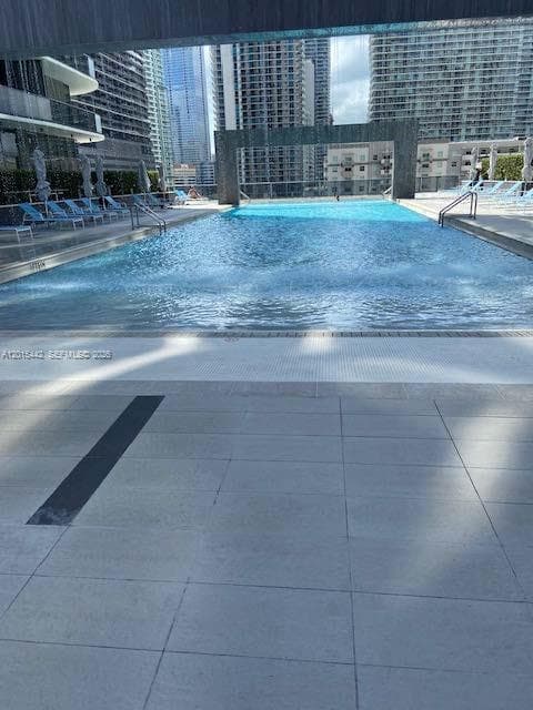 45 SW 9th St # 1007, Miami FL 33130 — 29