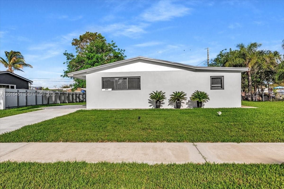 20930 NW 30th Ct, Miami Gardens FL 33056 — 6