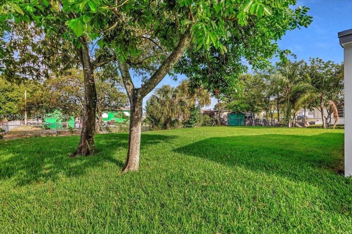 20930 NW 30th Ct, Miami Gardens FL 33056 — 13