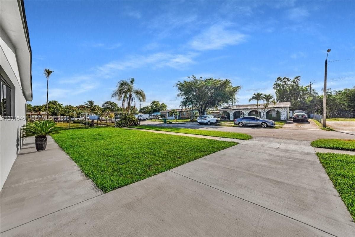 20930 NW 30th Ct, Miami Gardens FL 33056 — 10