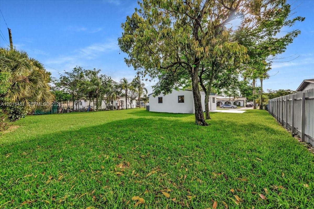 20930 NW 30th Ct, Miami Gardens FL 33056 — 14