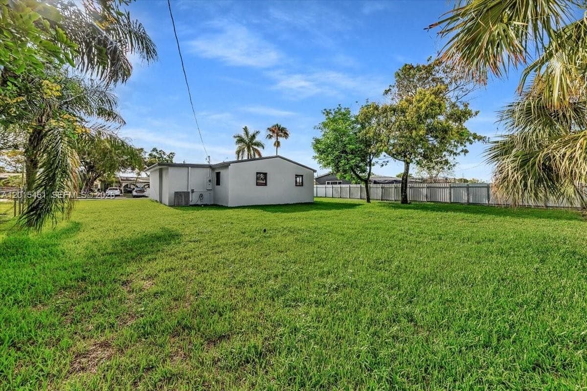 20930 NW 30th Ct, Miami Gardens FL 33056 — 15