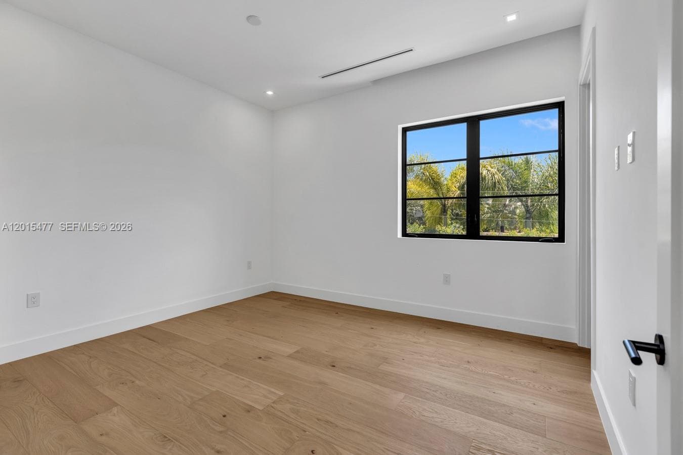 1220 S Alhambra Cir, Coral Gables FL 33146 — 23