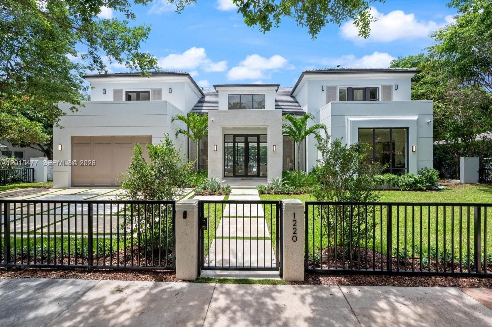 1220 S Alhambra Cir, Coral Gables FL 33146 — 1