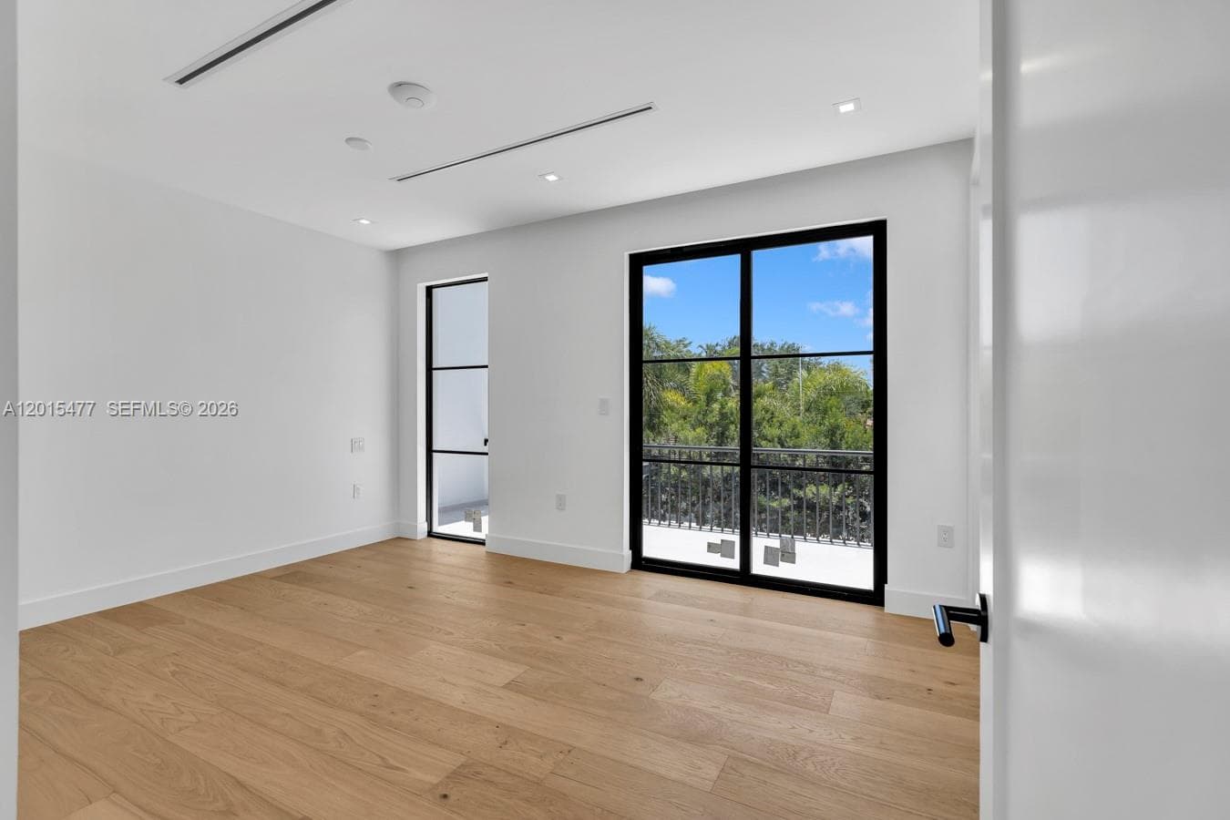 1220 S Alhambra Cir, Coral Gables FL 33146 — 21