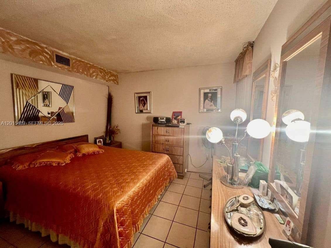 1460 N 43rd Pl # 106, Hialeah FL 33012 — 6