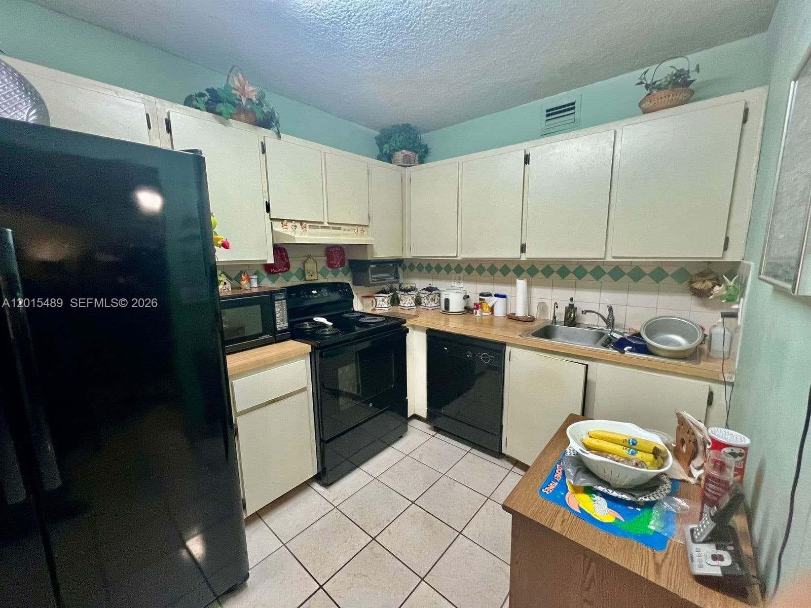 1460 N 43rd Pl # 106, Hialeah FL 33012 — 10