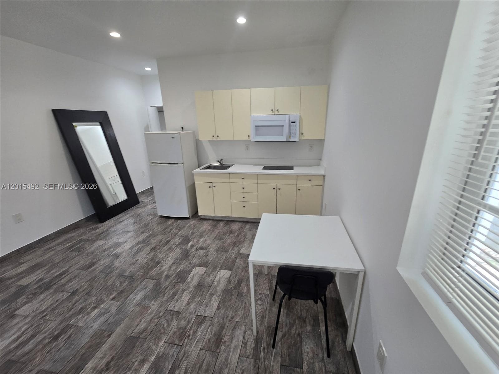 1345 Pennsylvania Ave # 2A, Miami Beach FL 33139 — 2
