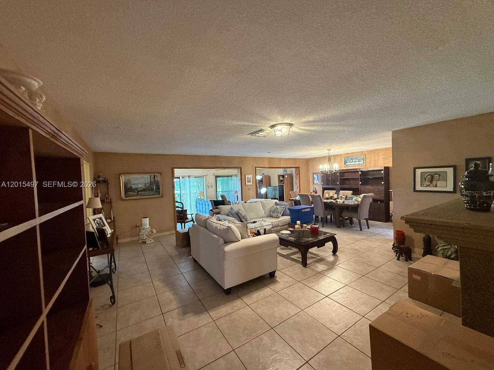 19300 W Lake Dr, Hialeah FL 33015 — 12