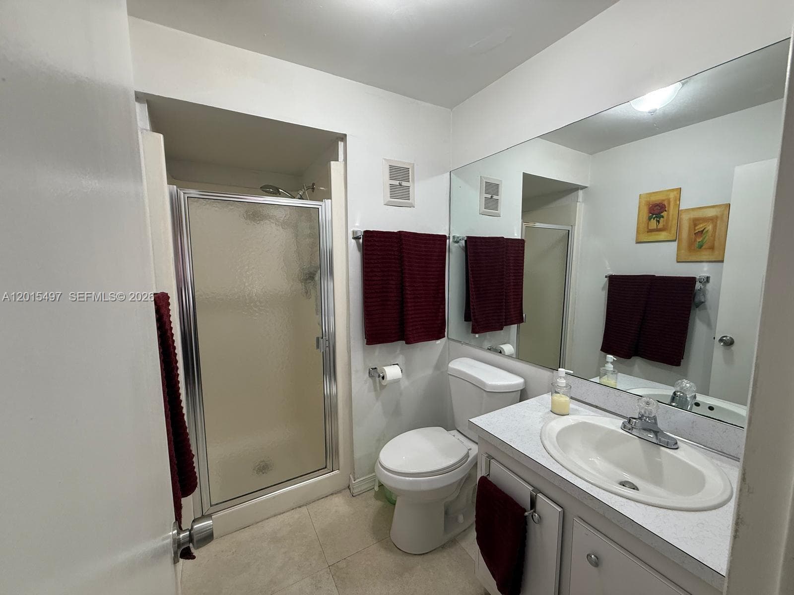 19300 W Lake Dr, Hialeah FL 33015 — 11