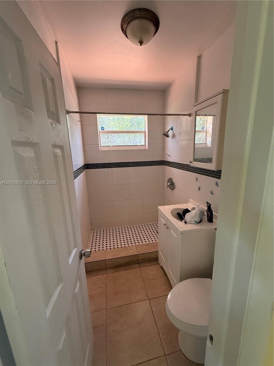 Oleta Terr N Miami Beach, North Miami Beach, FL — 5