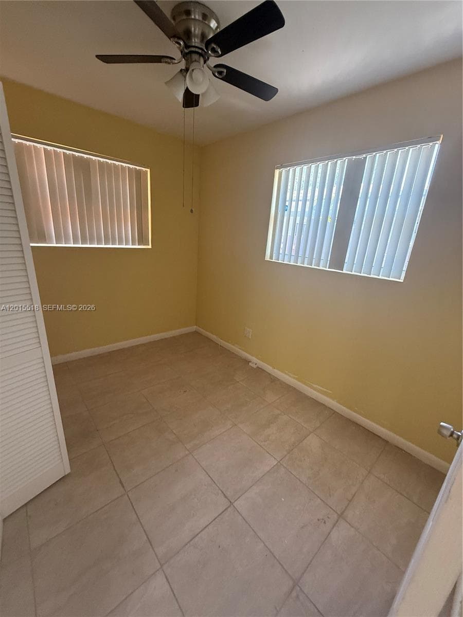 Oleta Terr N Miami Beach, North Miami Beach, FL — 4