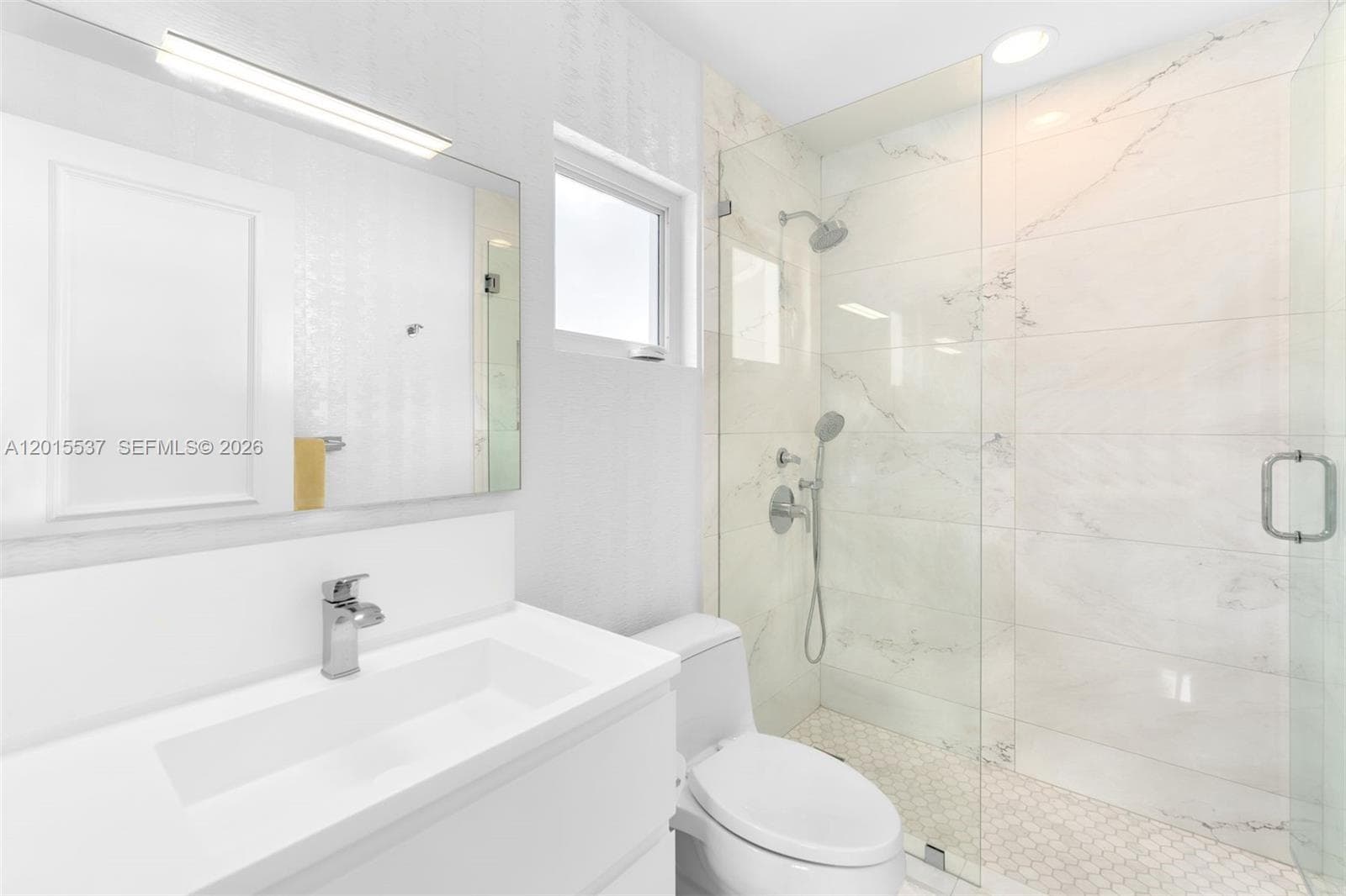 3 Turtle Walk, Key Biscayne FL 33149 — 33