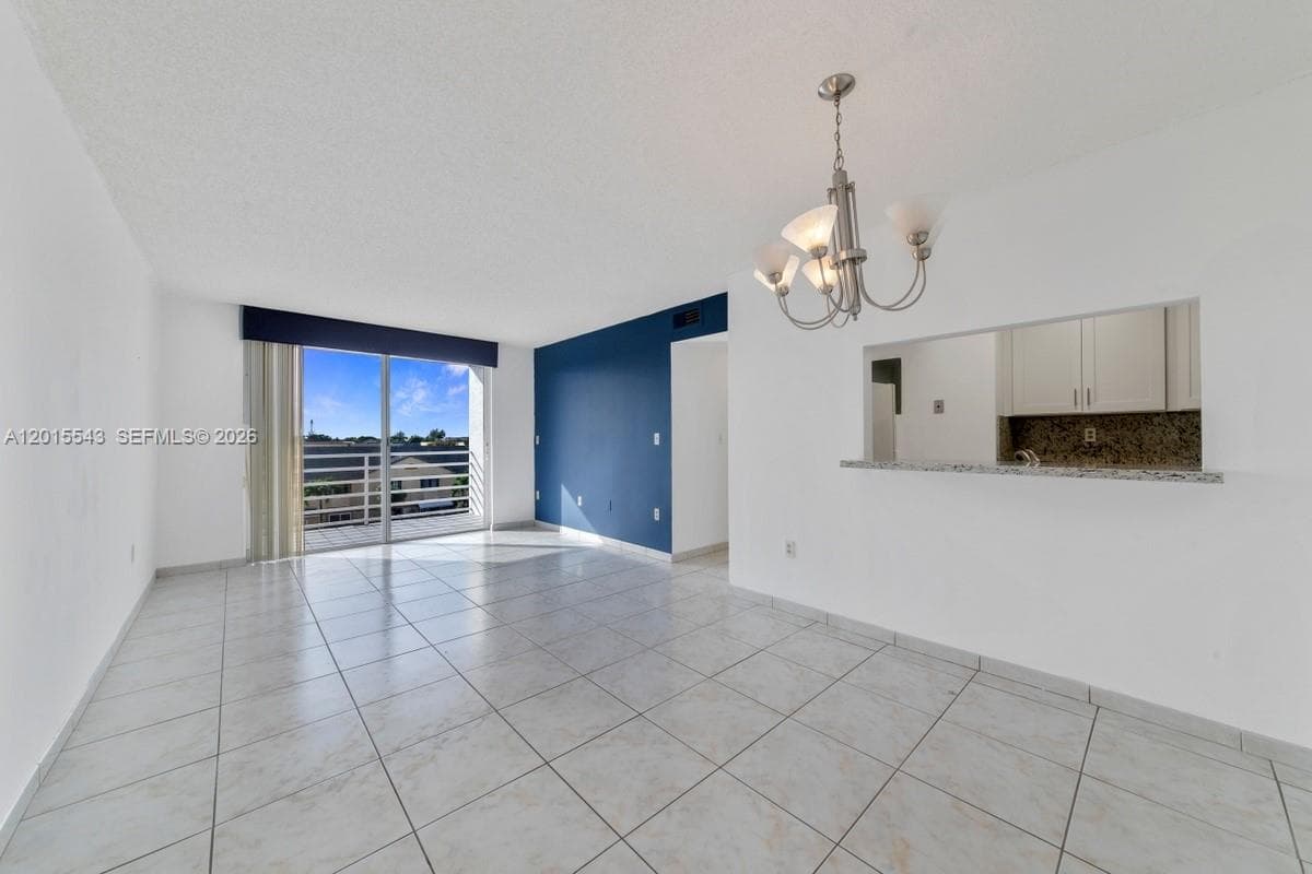 11715 SW 18th St # 410, Miami FL 33175 — 3