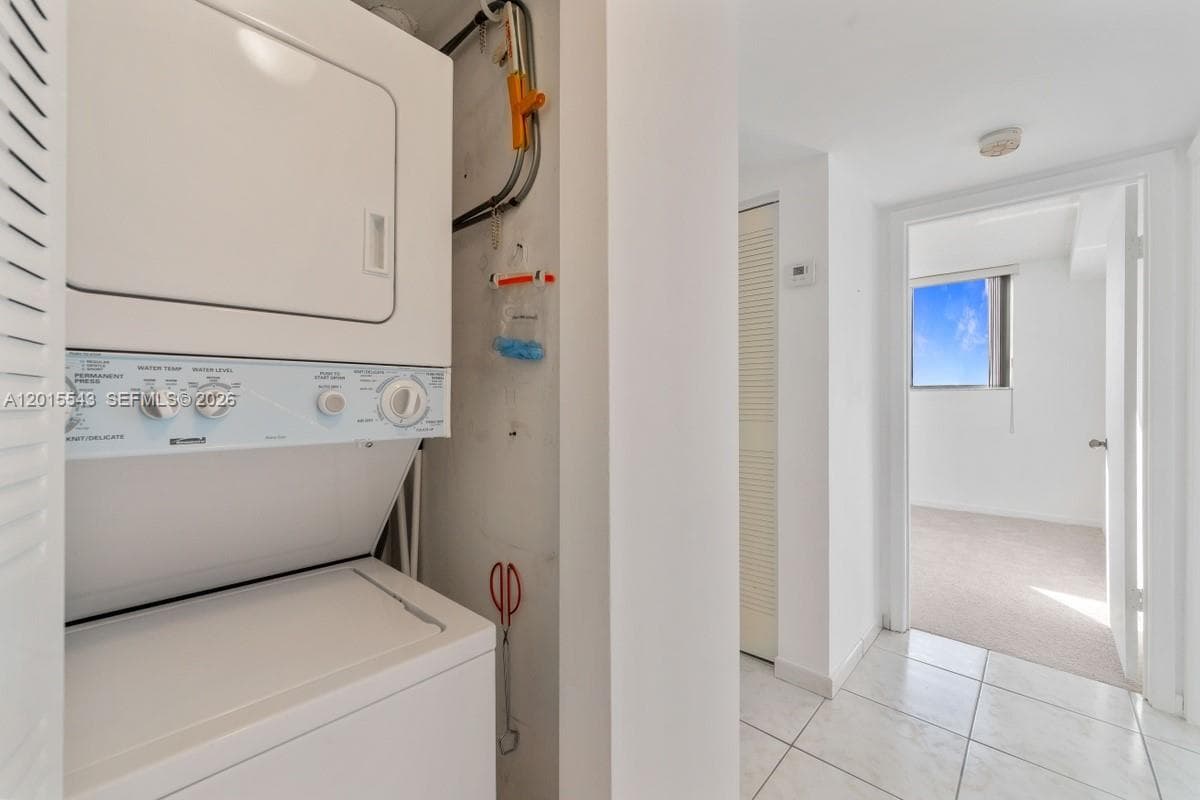 11715 SW 18th St # 410, Miami FL 33175 — 20