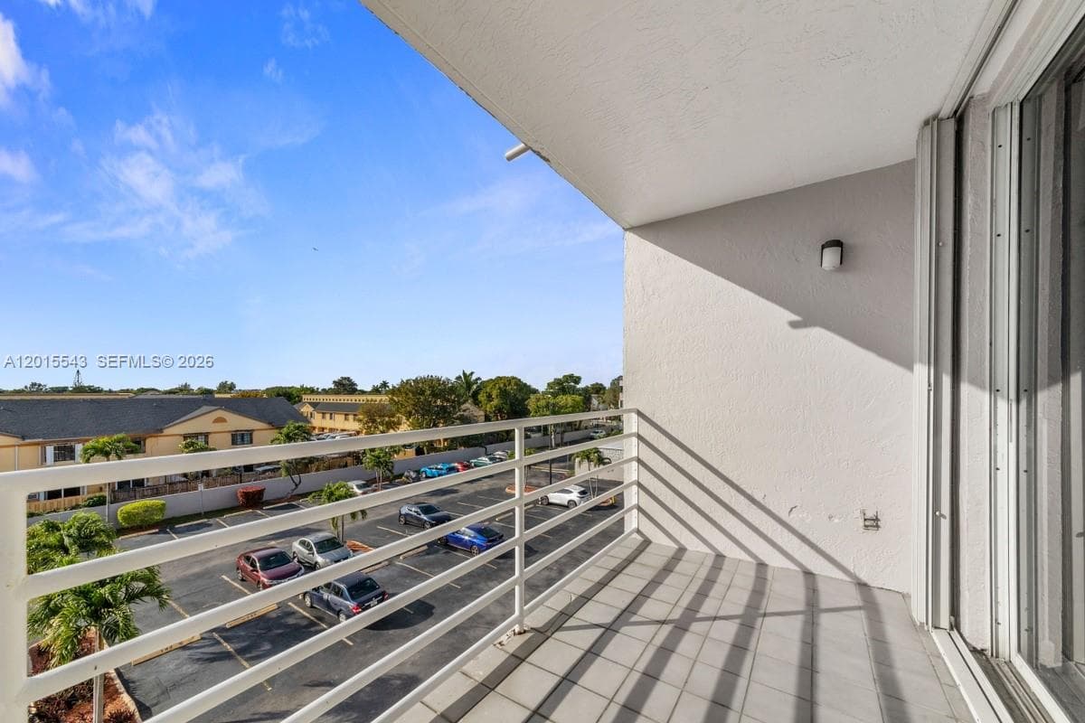 11715 SW 18th St # 410, Miami FL 33175 — 21