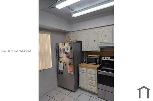 207 NE 141st St # 4, Miami FL 33161 — 1