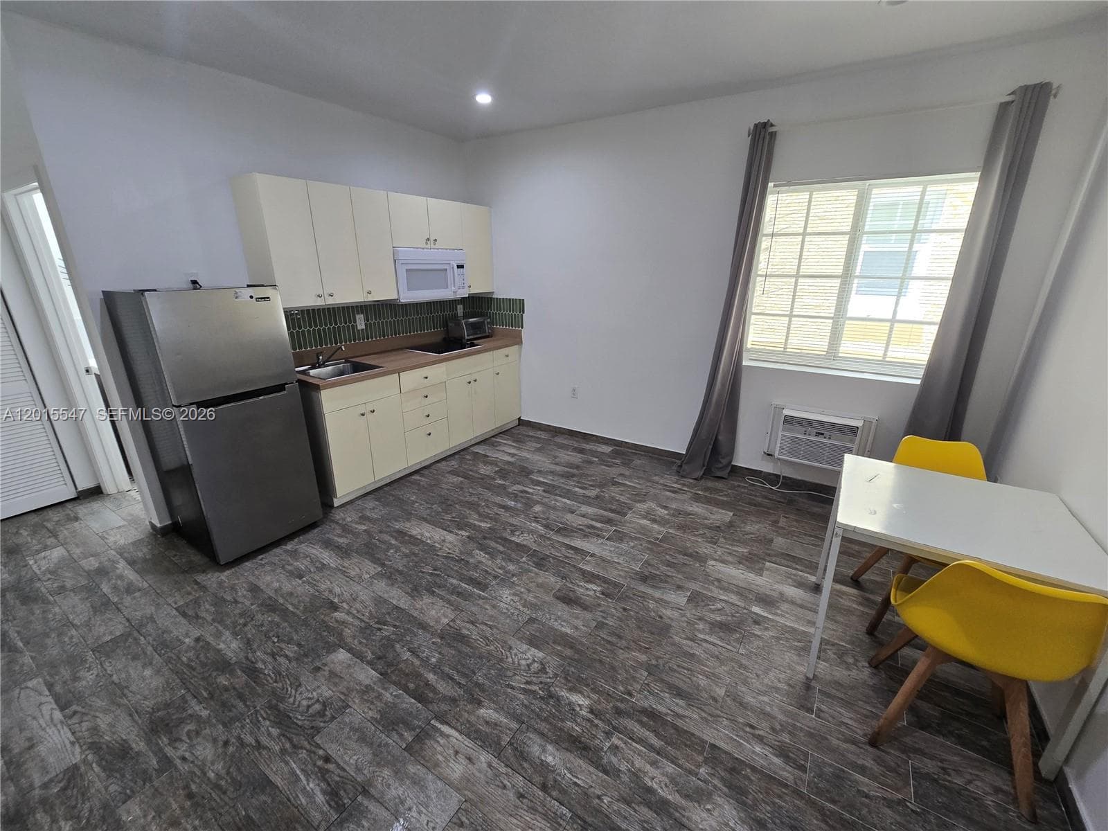 1345 Pennsylvania Ave # 5B, Miami Beach FL 33139 — 3
