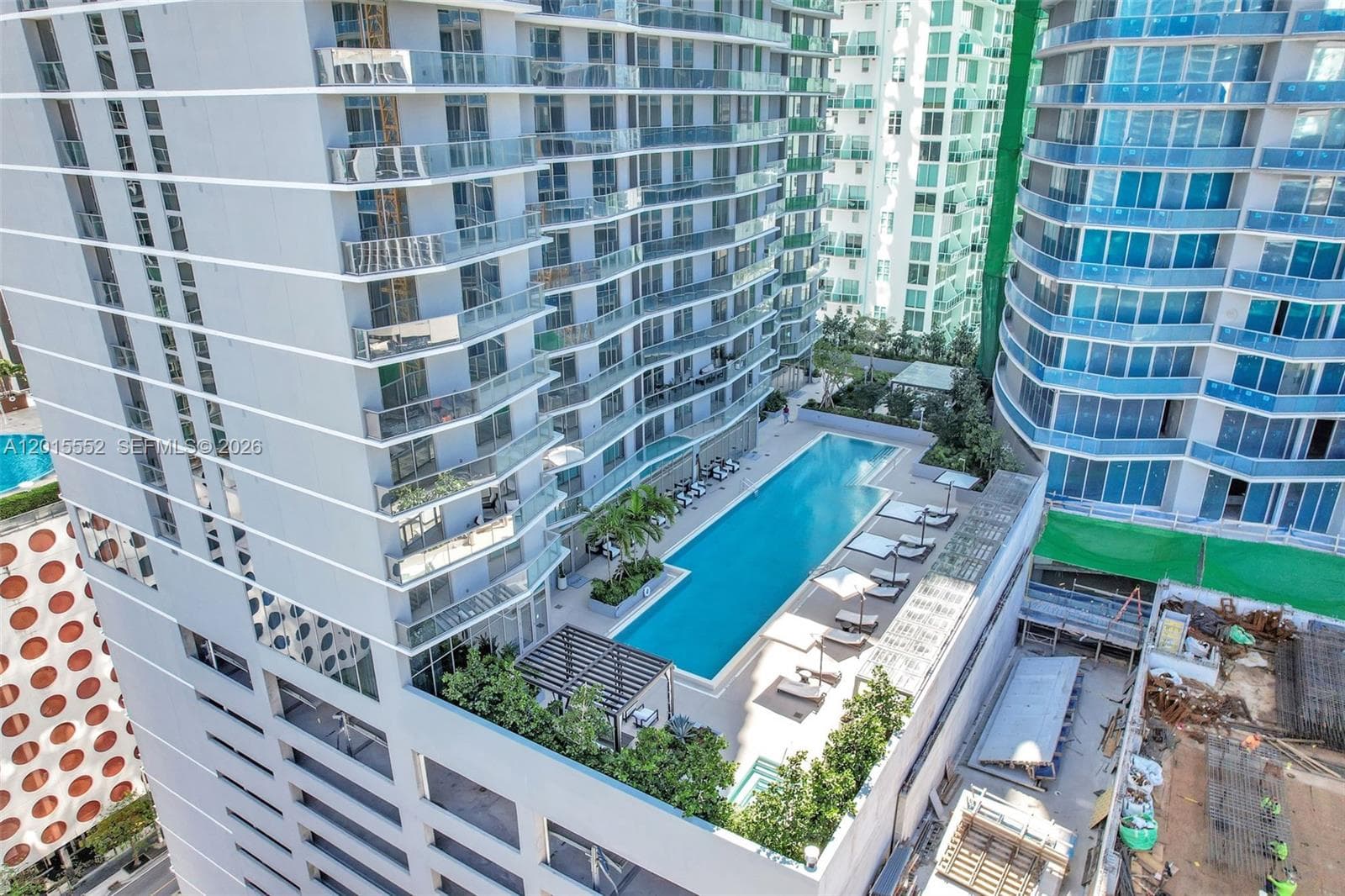 77 SE 5th st # 1511, Miami FL 33131 — 1