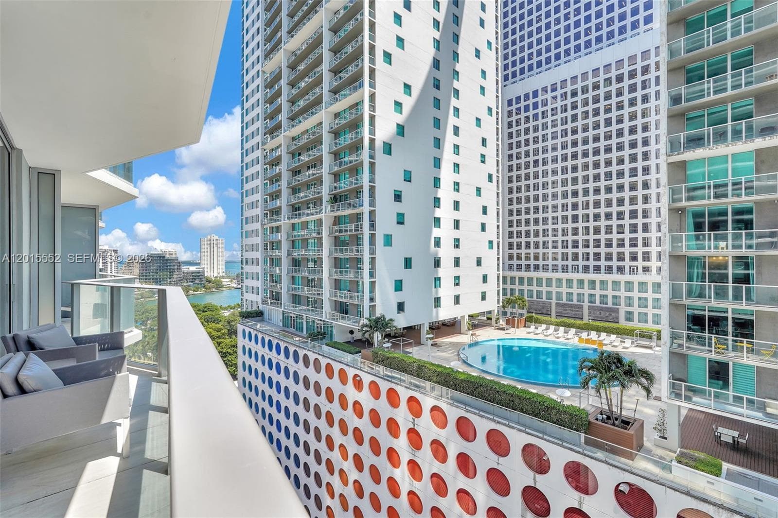 77 SE 5th st # 1511, Miami FL 33131 — 18
