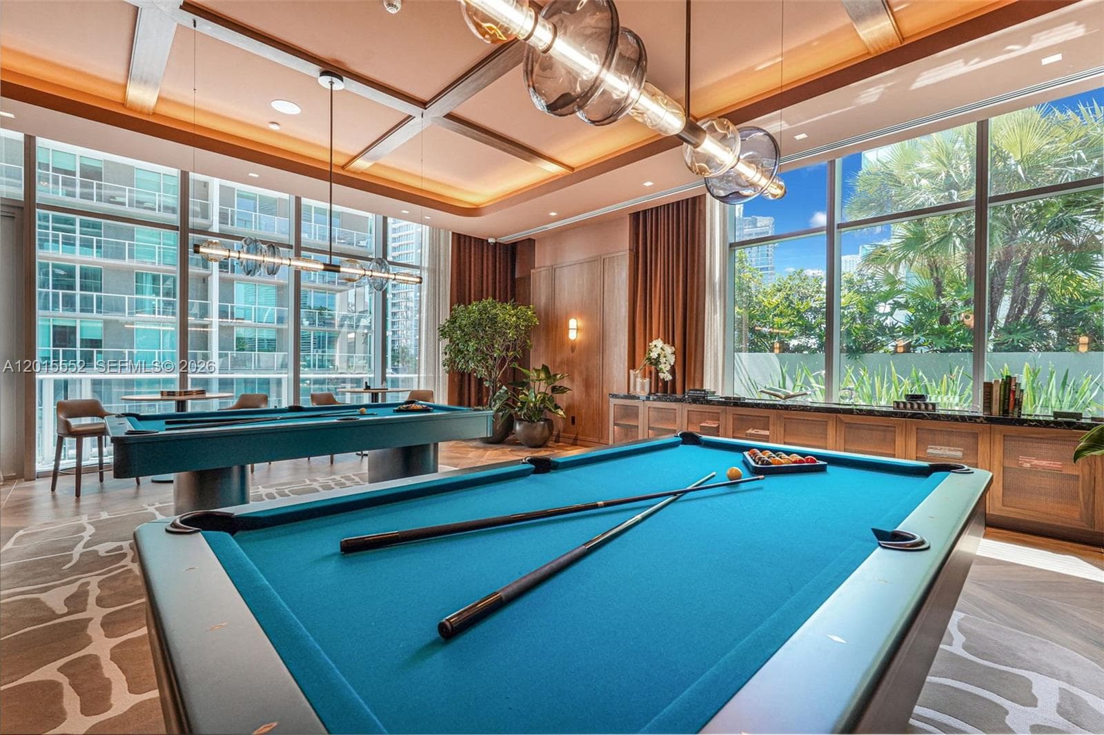 77 SE 5th st # 1511, Miami FL 33131 — 25