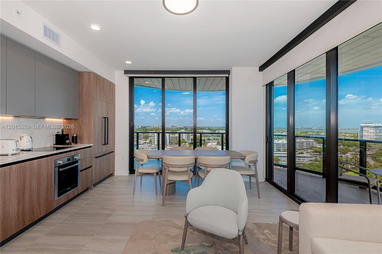 580 72nd St # 1112, Miami Beach FL 33141 — 2