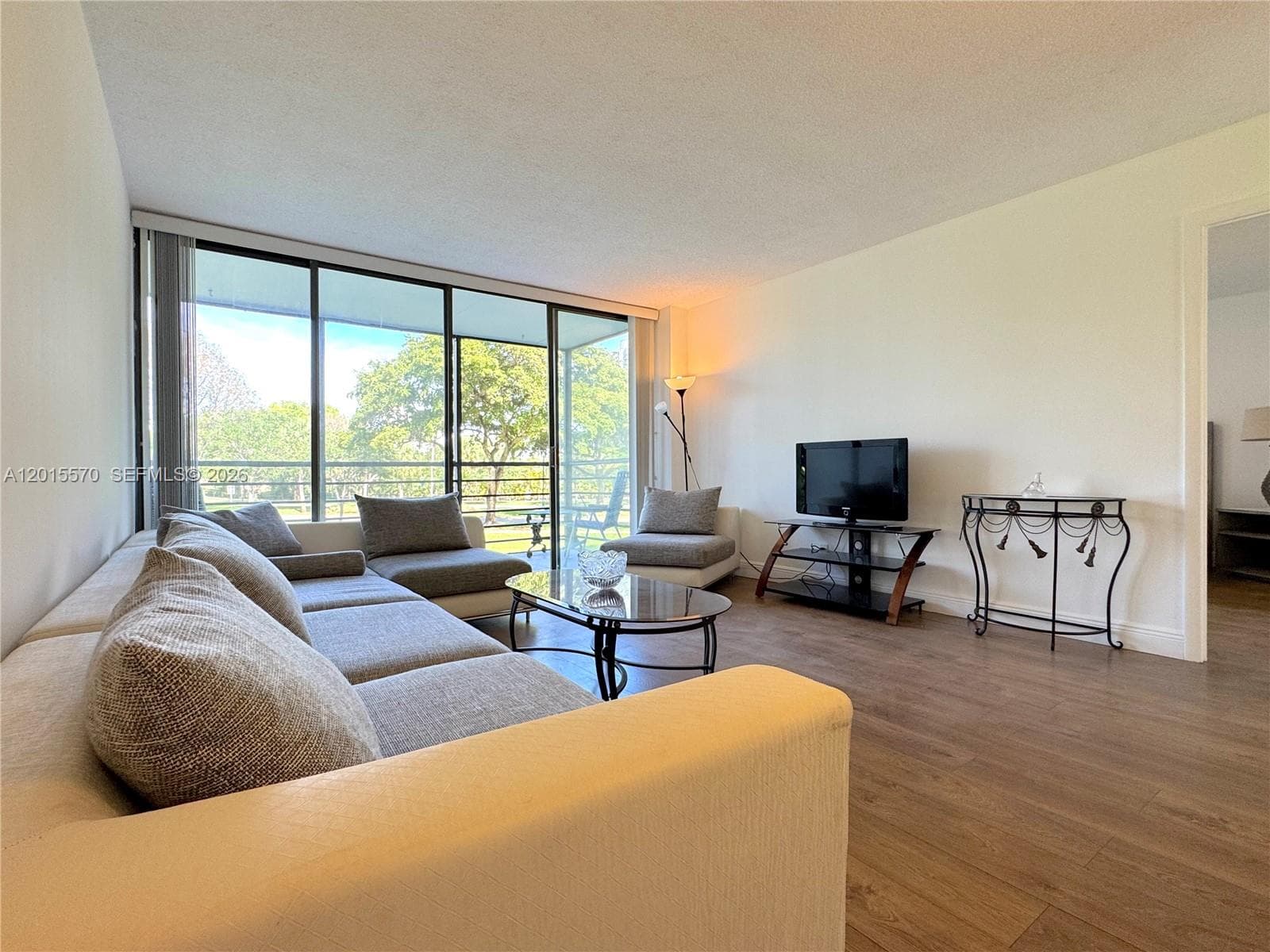 20400 W Country Club Dr # 209, Aventura FL 33180 — 4