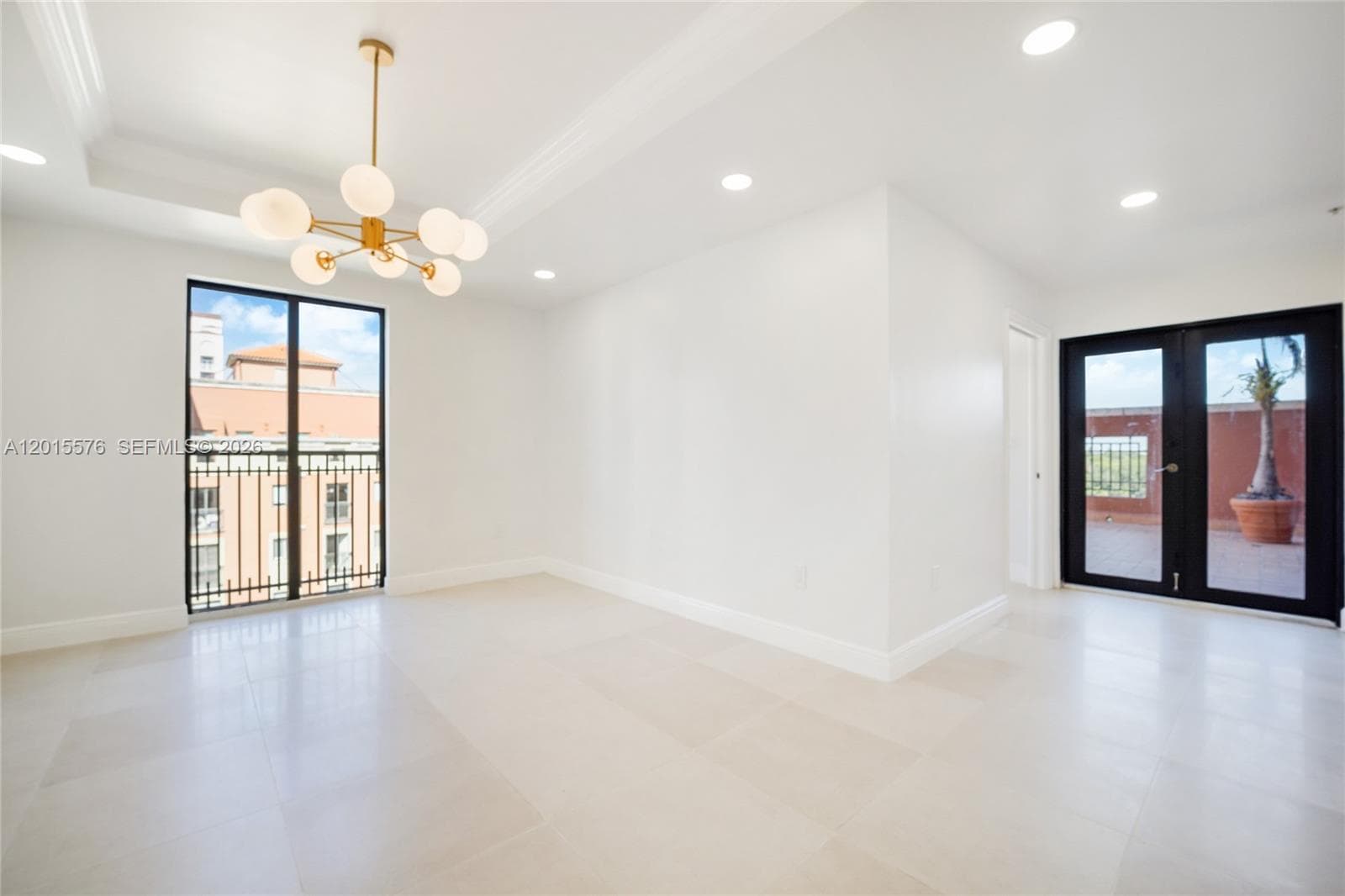 671 Biltmore Way PH, Coral Gables FL 33134 — 17