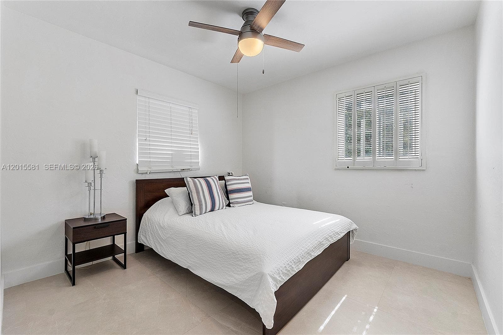 301 Hampton Ln, Key Biscayne FL 33149 — 25