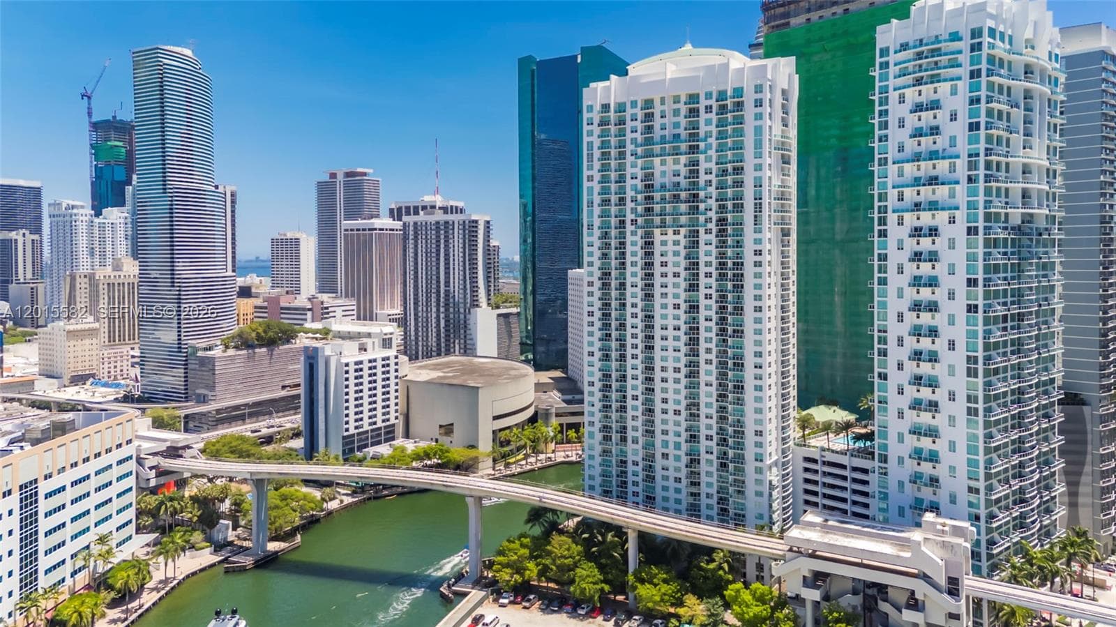 31 SE 5th St # 3010, Miami FL 33131 — 46