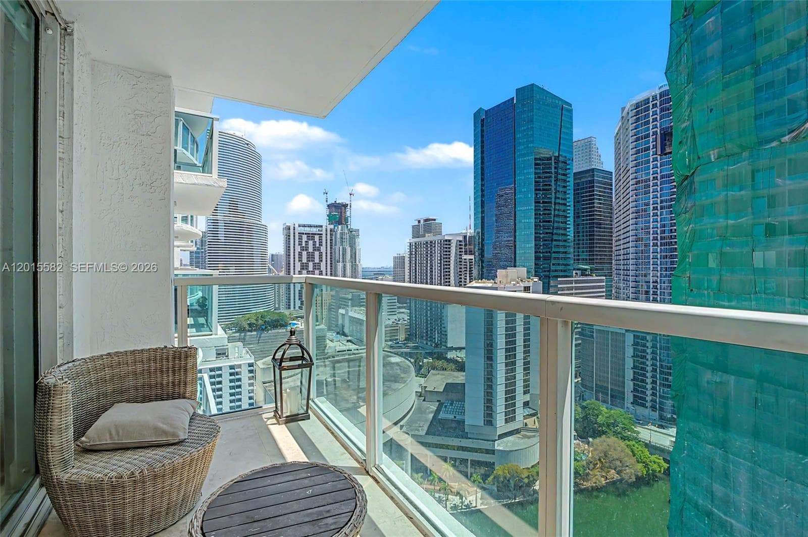 31 SE 5th St # 3010, Miami FL 33131 — 26