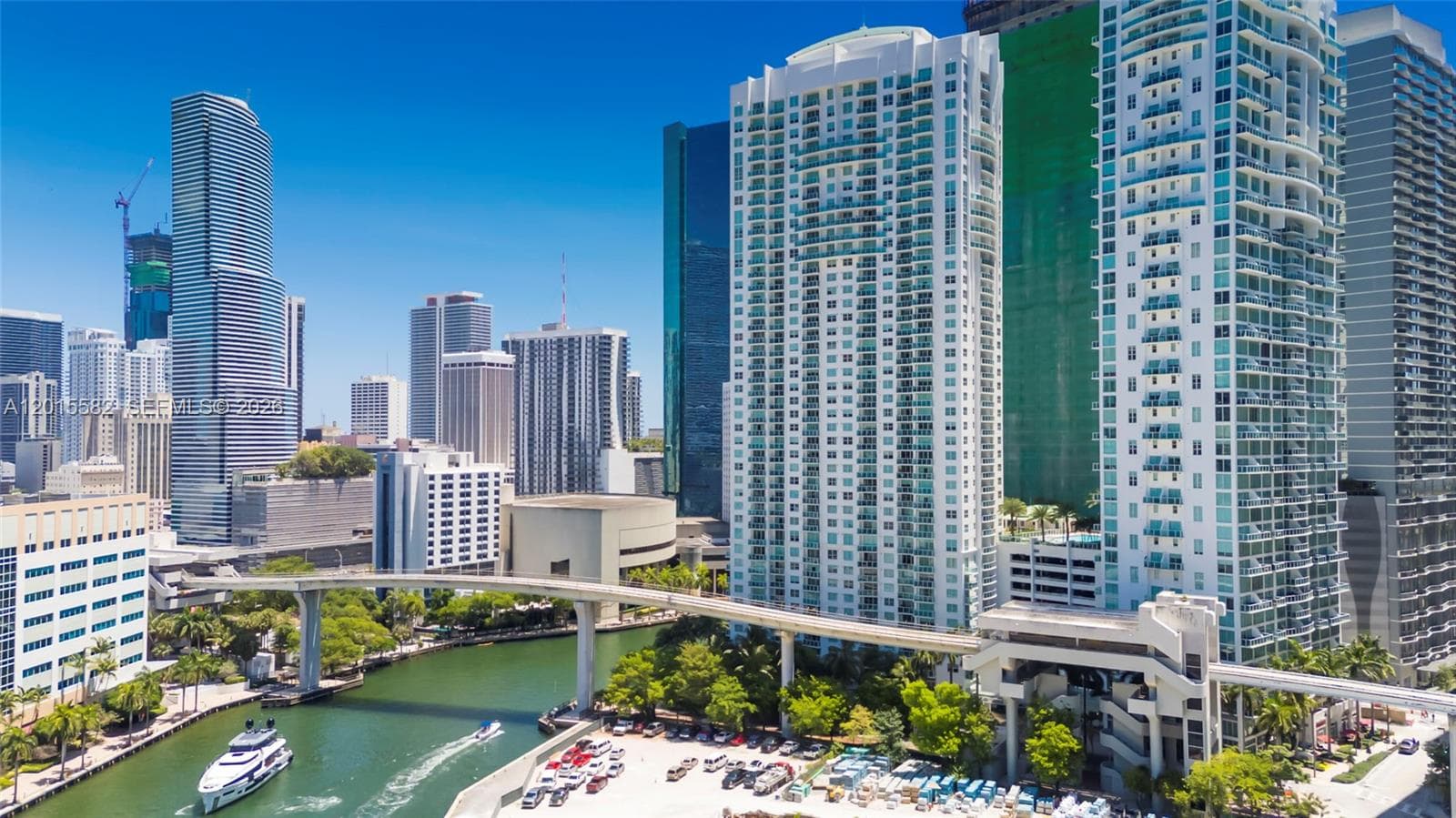 31 SE 5th St # 3010, Miami FL 33131 — 1
