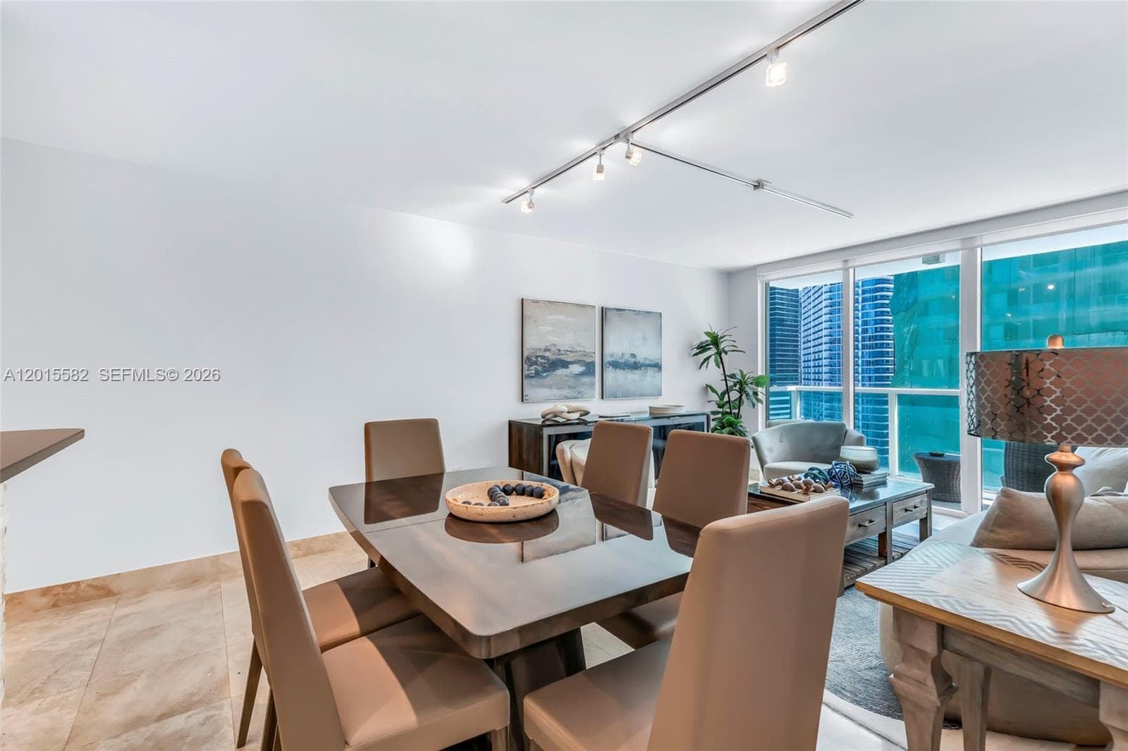 31 SE 5th St # 3010, Miami FL 33131 — 5