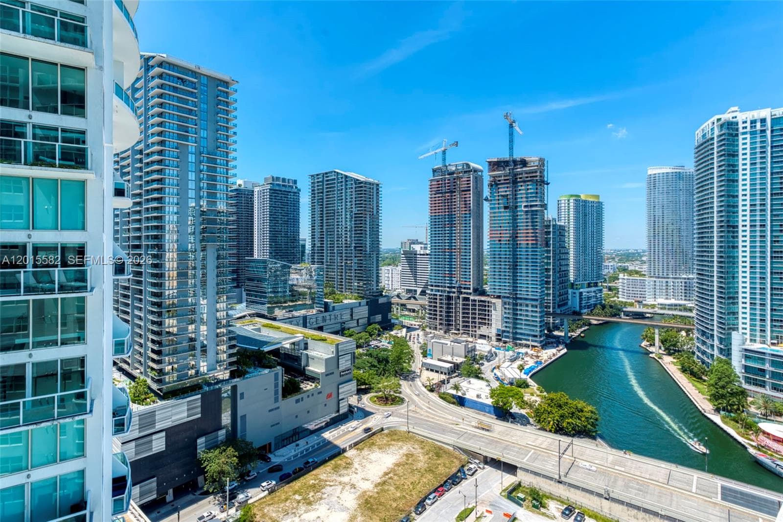 31 SE 5th St # 3010, Miami FL 33131 — 30