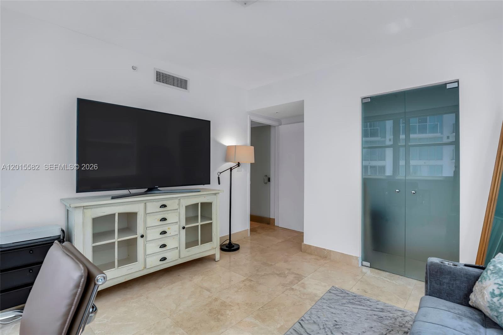 31 SE 5th St # 3010, Miami FL 33131 — 15